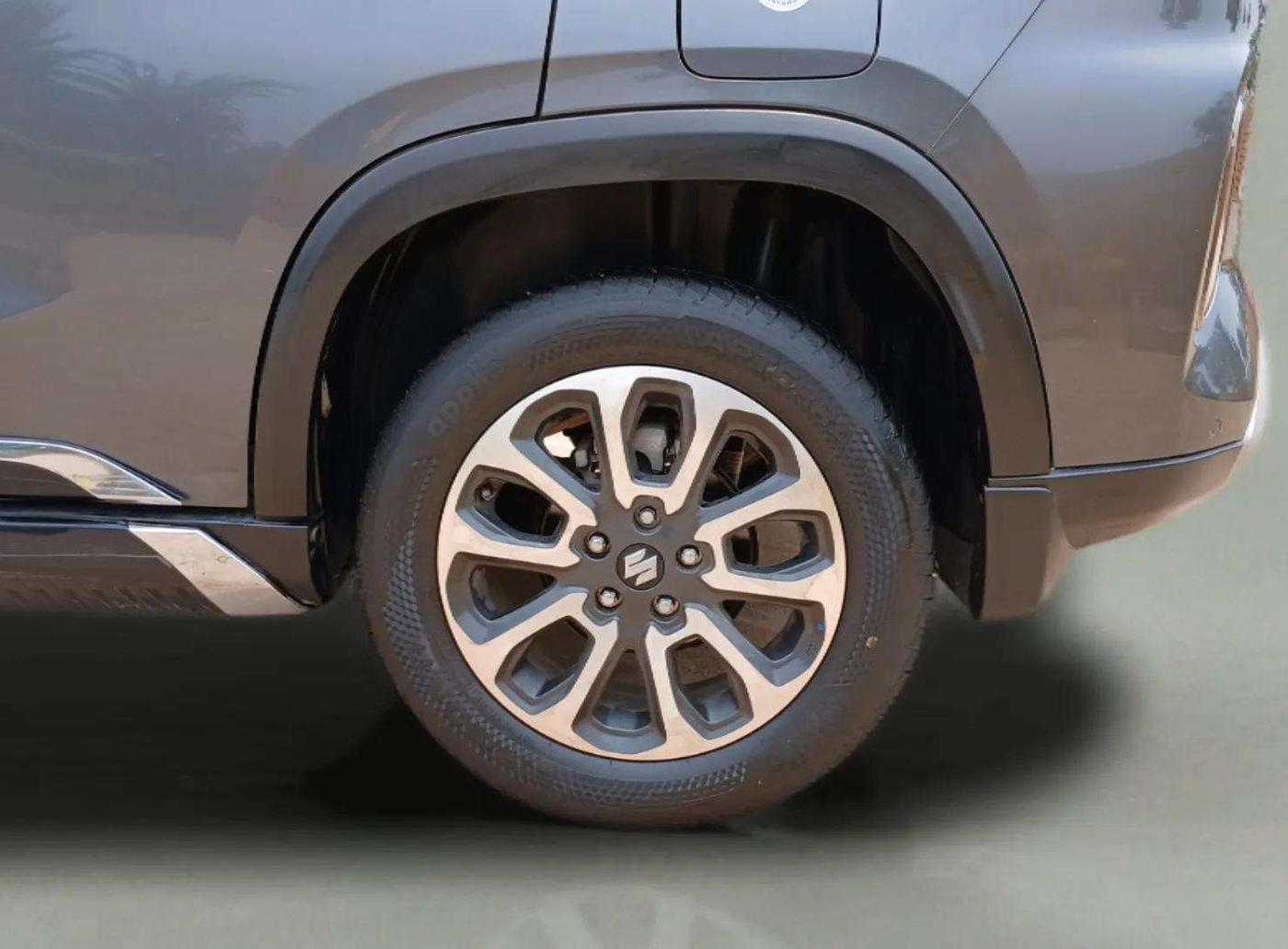 2022 Maruti Grand Vitara ZETA SMART HYBRID, Petrol, Manual, 67,763 km, Left Rear Wheel