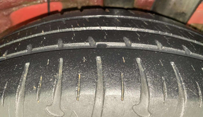 2018 Hyundai Grand i10 SPORTZ (O) AT 1.2 KAPPA VTVT, Petrol, Automatic, 36,693 km, Left Rear Tyre Tread