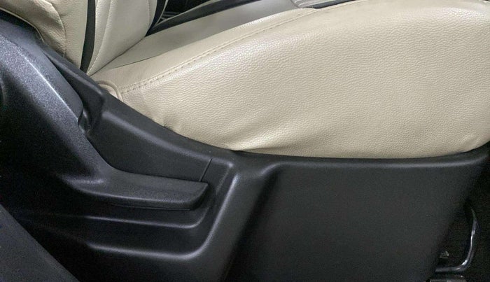 2019 Maruti New Wagon-R VXI (O) 1.0, Petrol, Manual, 9,075 km, Driver Side Adjustment Panel