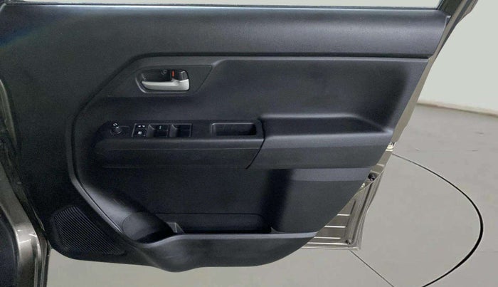 2019 Maruti New Wagon-R VXI (O) 1.0, Petrol, Manual, 9,075 km, Driver Side Door Panels Control