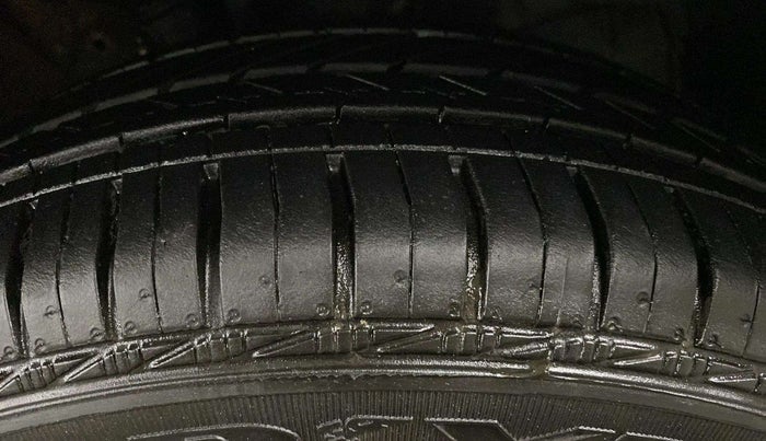 2019 Maruti New Wagon-R VXI (O) 1.0, Petrol, Manual, 9,075 km, Right Front Tyre Tread