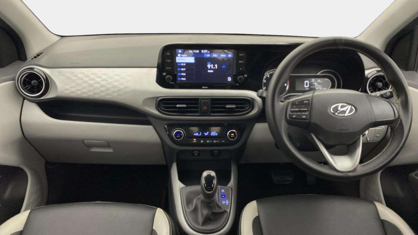 2019 Hyundai GRAND I10 NIOS SPORTZ AMT 1.2 KAPPA VTVT, Petrol, Automatic, 19,130 km, Dashboard