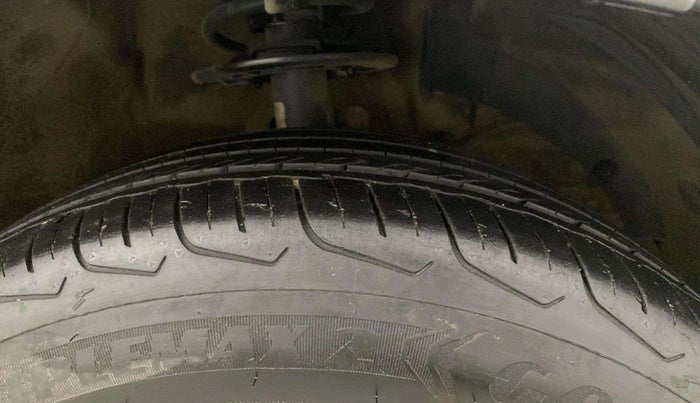 2023 Maruti FRONX ALPHA 1.0L TURBO 6 AT, Petrol, Automatic, 20,537 km, Right Front Tyre Tread