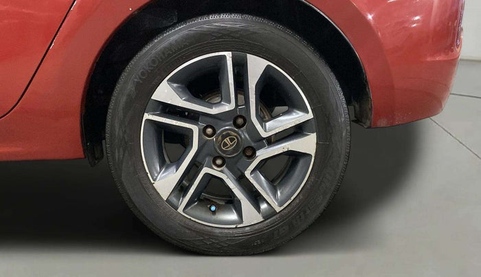 2017 Tata TIGOR XZ PETROL, Petrol, Manual, 57,677 km, Left Rear Wheel