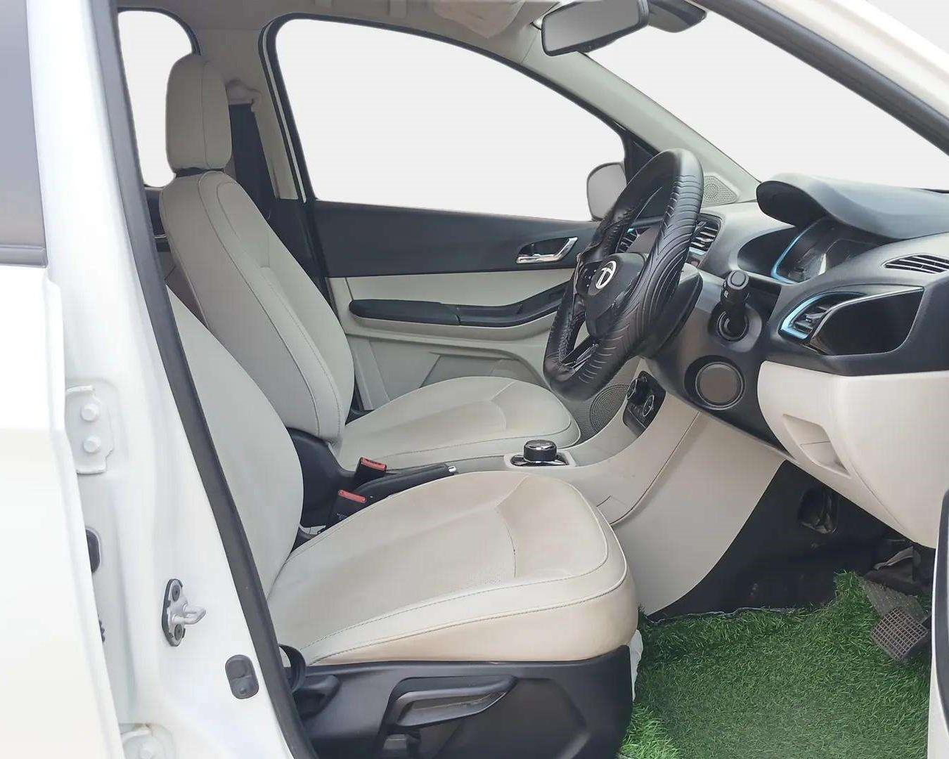 2024 Tata TIAGO EV XZ PLUS TECH LUX LONG RANGE, Electric, Automatic, 15,045 km, Right Side Front Door Cabin