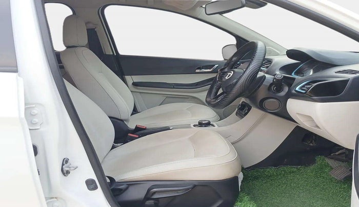 2024 Tata TIAGO EV XZ PLUS TECH LUX LONG RANGE, Electric, Automatic, 15,045 km, Right Side Front Door Cabin