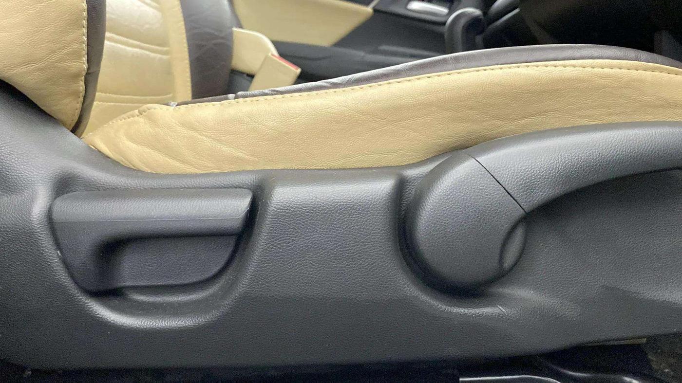 2019 Honda Jazz 1.2L I-VTEC VX CVT, Petrol, Automatic, 26,233 km, Driver Side Adjustment Panel