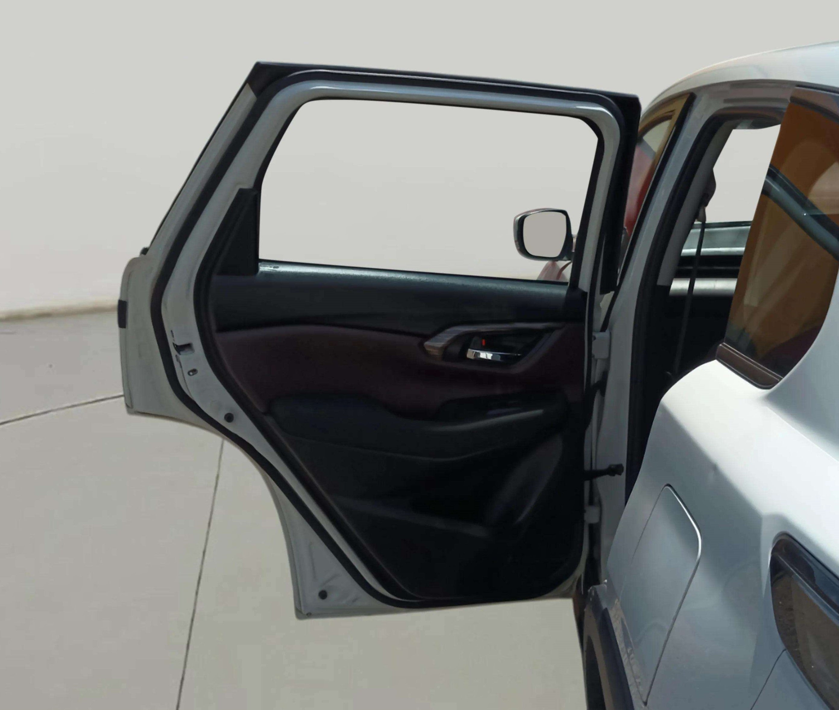 LHS-Rear-Door-Open