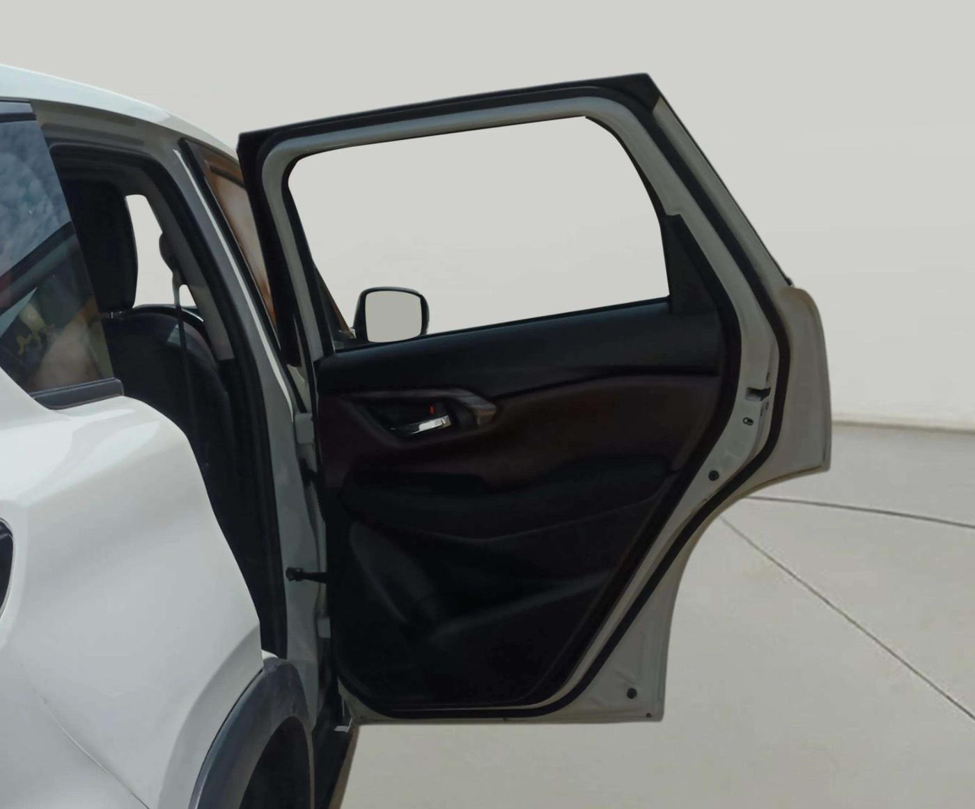 2023 Maruti Grand Vitara DELTA CNG, CNG, Manual, 65,480 km, RHS Rear Door