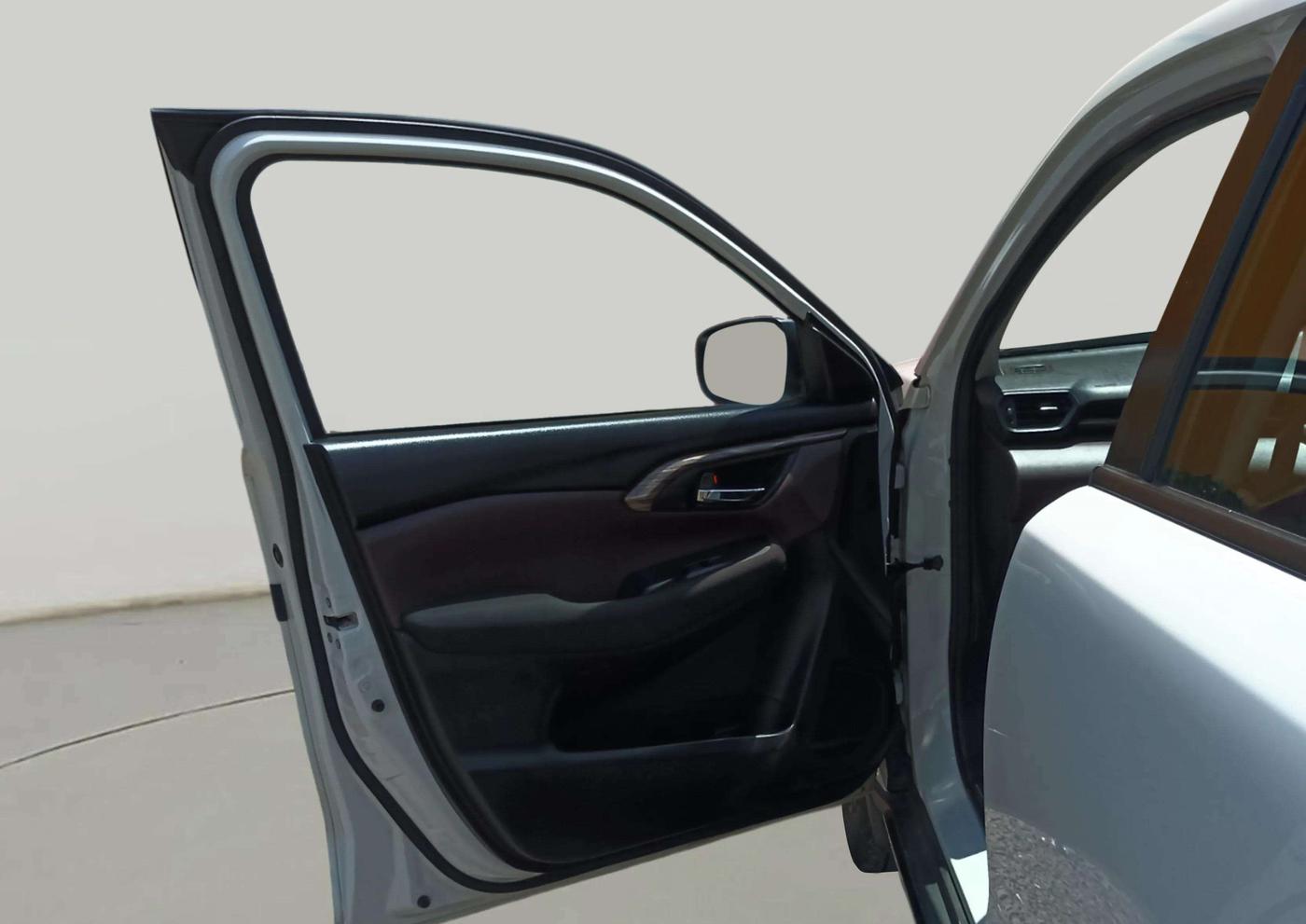 2023 Maruti Grand Vitara DELTA CNG, CNG, Manual, 65,480 km, LHS Front Door