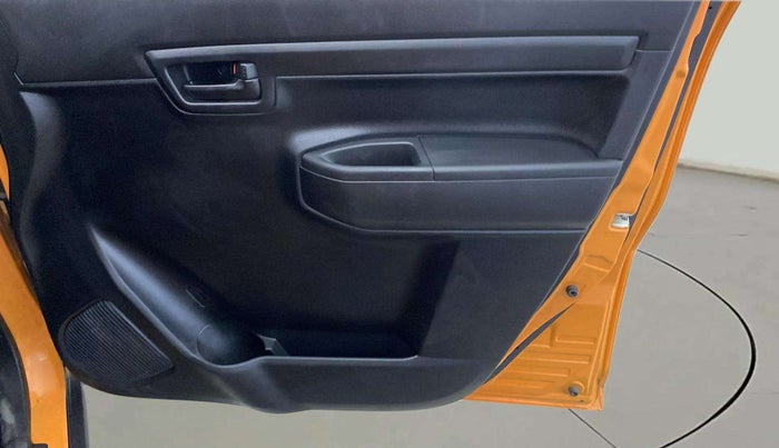 2019 Maruti S PRESSO VXI+, Petrol, Manual, 43,177 km, Driver Side Door Panels Control