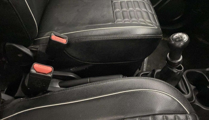 2019 Maruti S PRESSO VXI+, Petrol, Manual, 43,177 km, Gear Lever