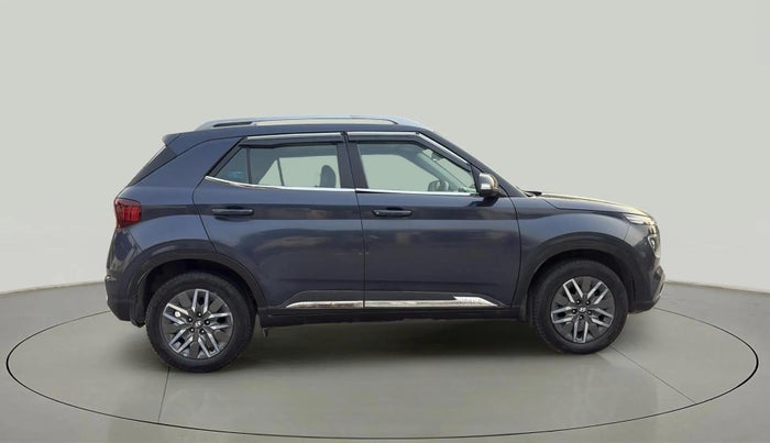 2022 Hyundai VENUE SX 1.5 CRDI, Diesel, Manual, 69,079 km, Right Side View