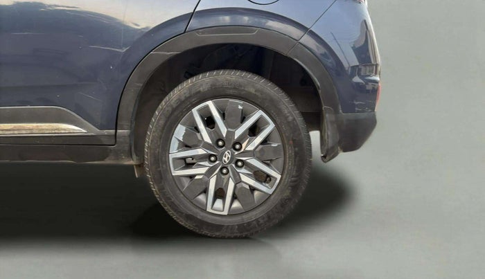 2022 Hyundai VENUE SX 1.5 CRDI, Diesel, Manual, 69,079 km, Left Rear Wheel