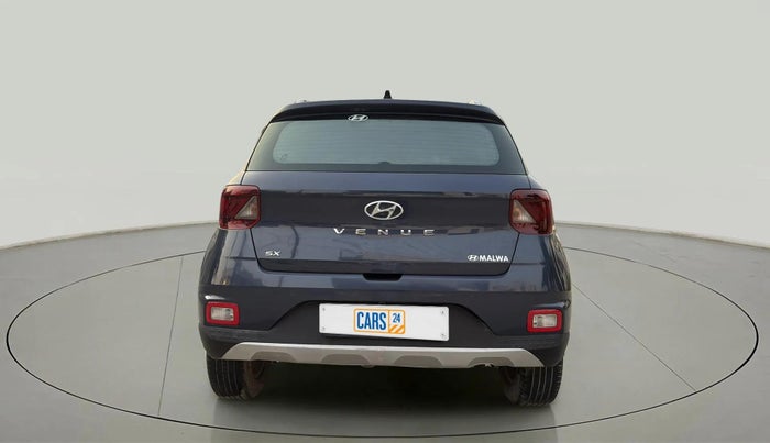 2022 Hyundai VENUE SX 1.5 CRDI, Diesel, Manual, 69,079 km, Back/Rear