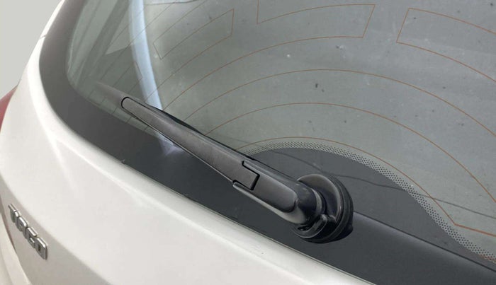2019 Tata Tiago XZ PLUS PETROL, Petrol, Manual, 76,412 km, Rear Wiper
