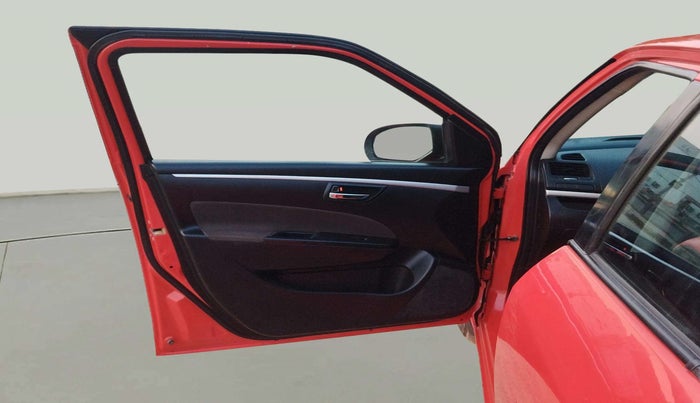 2015 Maruti Swift VDI, Diesel, Manual, 1,03,648 km, LHS Front Door