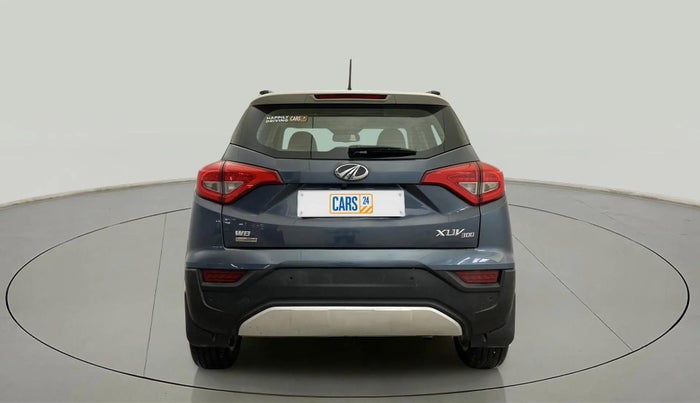 2021 Mahindra XUV300 W8 (O) 1.5 DIESEL AMT DUAL TONE, Diesel, Automatic, 67,955 km, Back/Rear