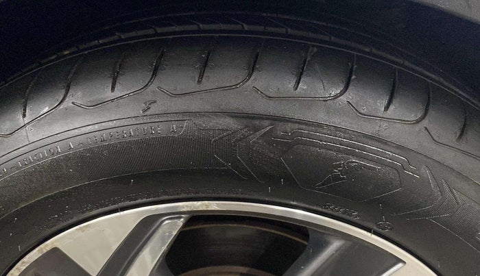 2019 Hyundai Creta SX AT 1.6 PETROL, Petrol, Automatic, 38,547 km, Left Front Tyre Tread