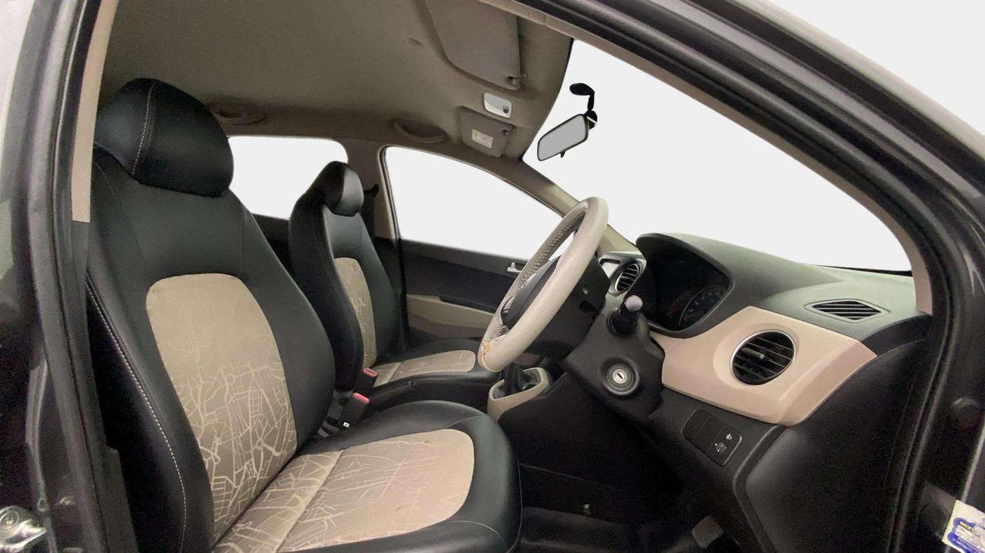 2020 Hyundai Grand i10 SPORTZ 1.2 KAPPA VTVT, Petrol, Manual, 22,061 km, Right Side Front Door Cabin