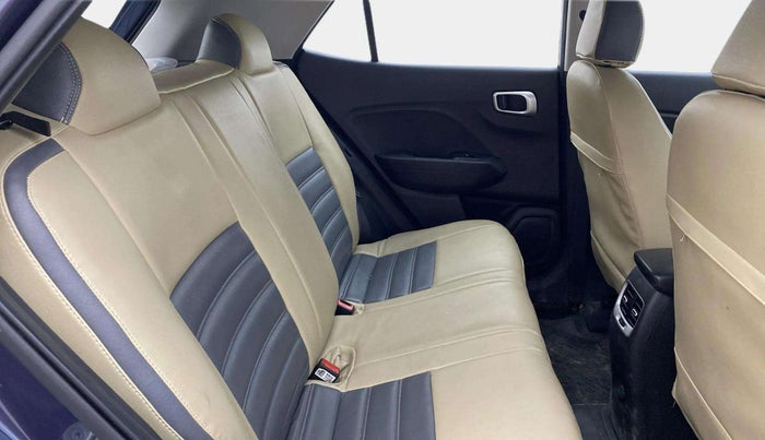 2021 Hyundai VENUE S 1.2, Petrol, Manual, 58,008 km, Right Side Rear Door Cabin