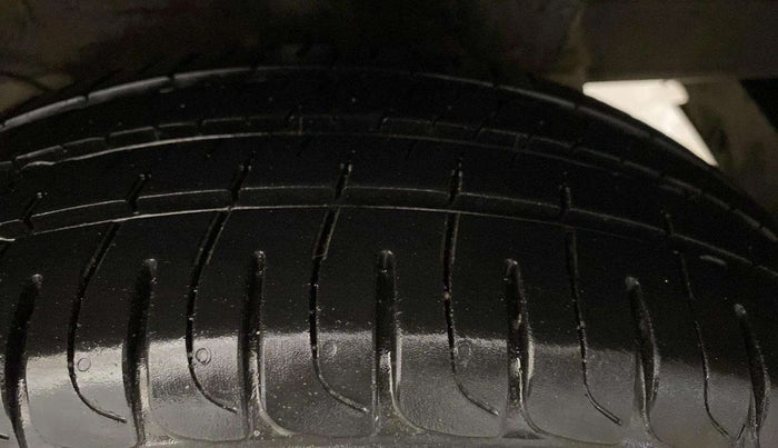 2019 Hyundai NEW SANTRO SPORTZ CNG, CNG, Manual, 72,834 km, Left Rear Tyre Tread