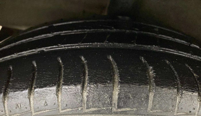 2019 Hyundai NEW SANTRO SPORTZ CNG, CNG, Manual, 72,834 km, Right Rear Tyre Tread
