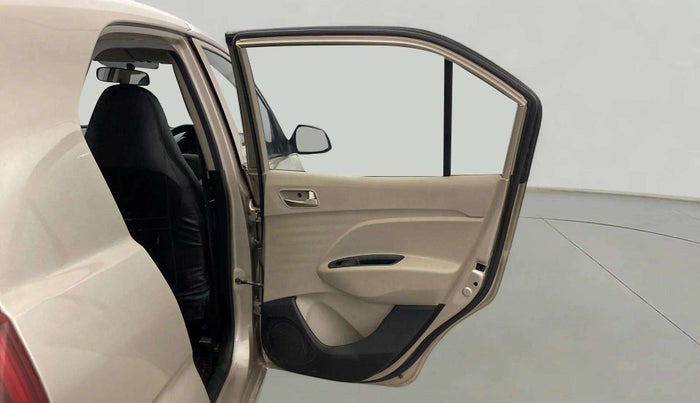2019 Hyundai NEW SANTRO SPORTZ CNG, CNG, Manual, 72,834 km, RHS Rear Door