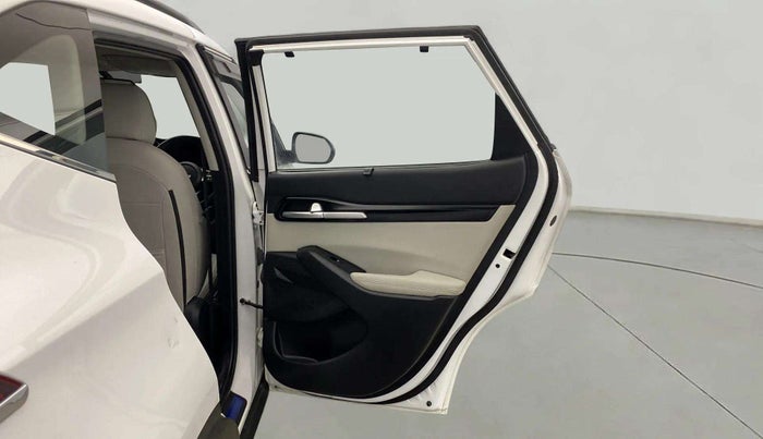 2022 KIA SELTOS  HTX IVT G, Petrol, Automatic, 10,501 km, RHS Rear Door