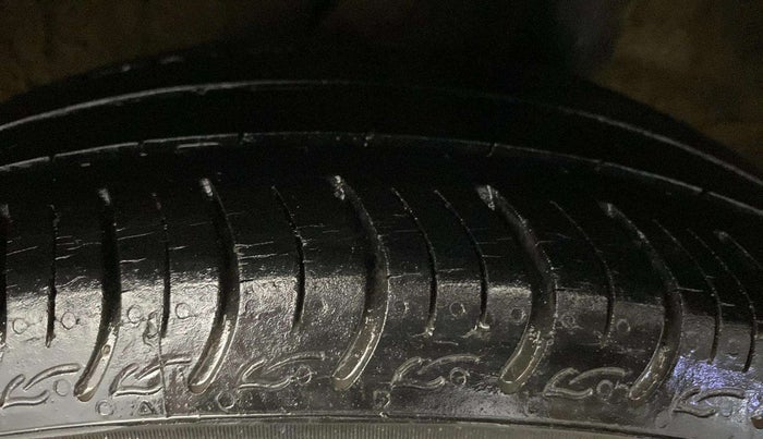 2020 Honda Amaze 1.2L I-VTEC V CVT, CNG, Automatic, 29,964 km, Left Rear Tyre Tread