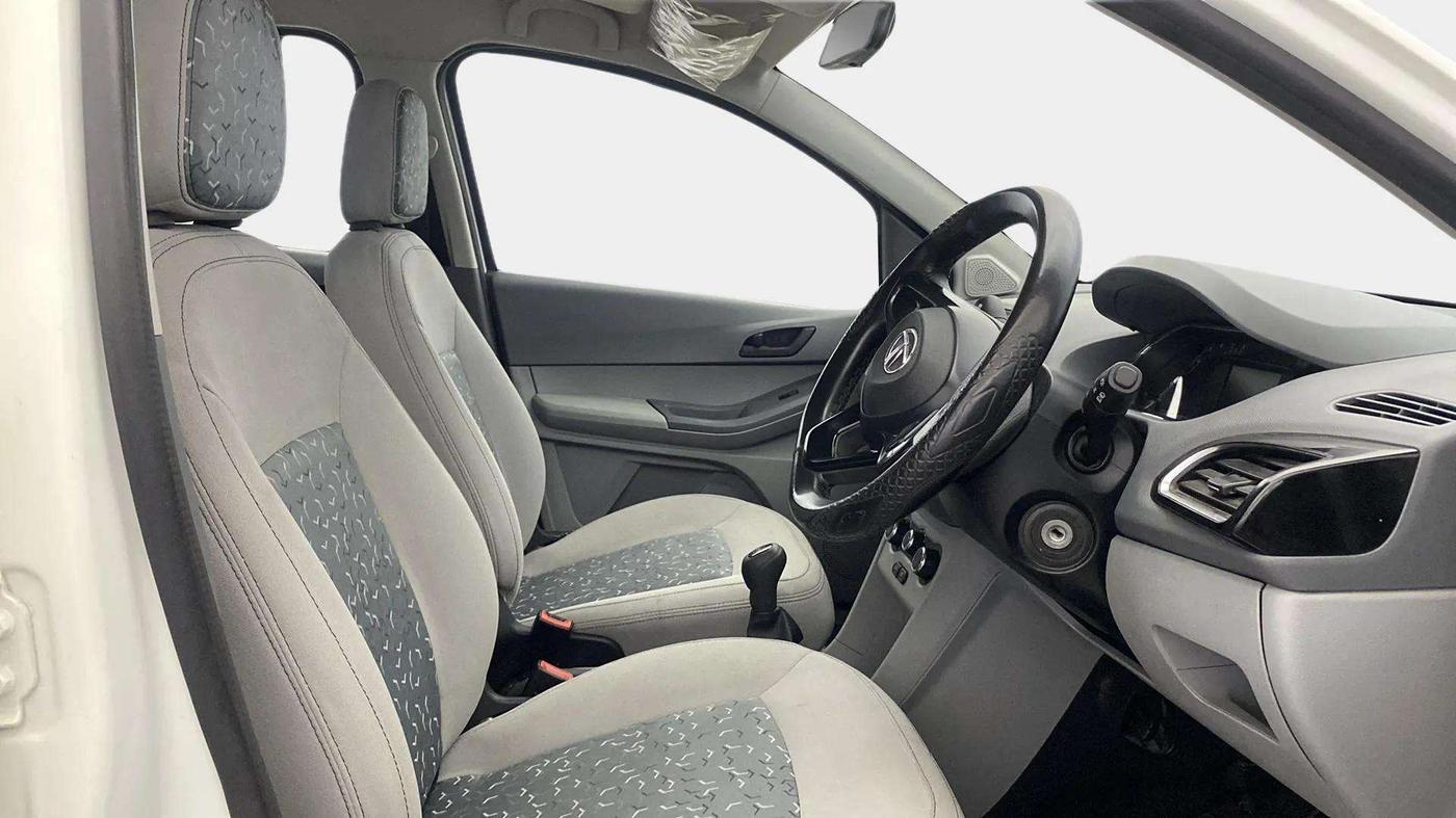 2023 Tata TIGOR XM CNG, CNG, Manual, 48,449 km, Right Side Front Door Cabin