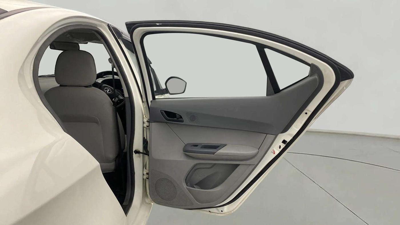 2023 Tata TIGOR XM CNG, CNG, Manual, 48,449 km, RHS Rear Door