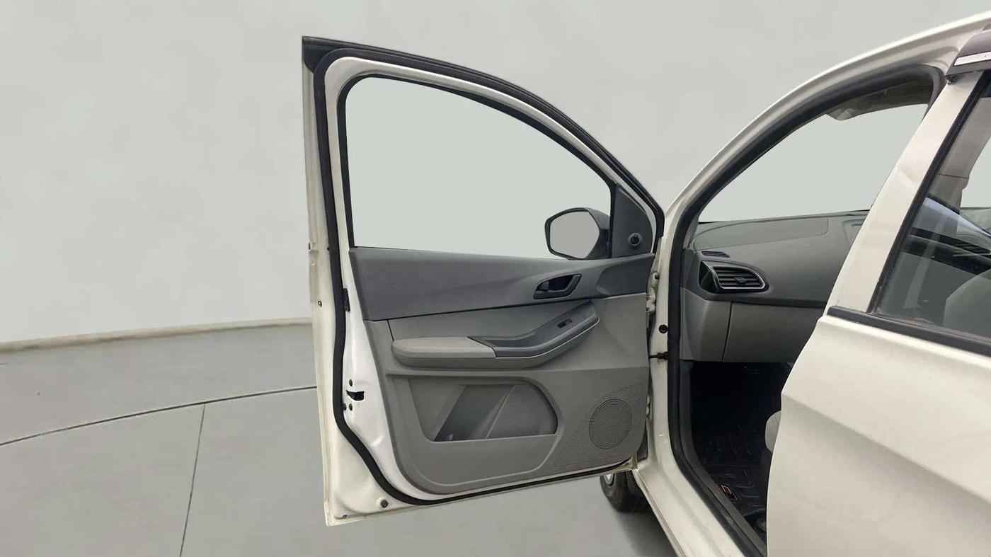 2023 Tata TIGOR XM CNG, CNG, Manual, 48,449 km, LHS Front Door