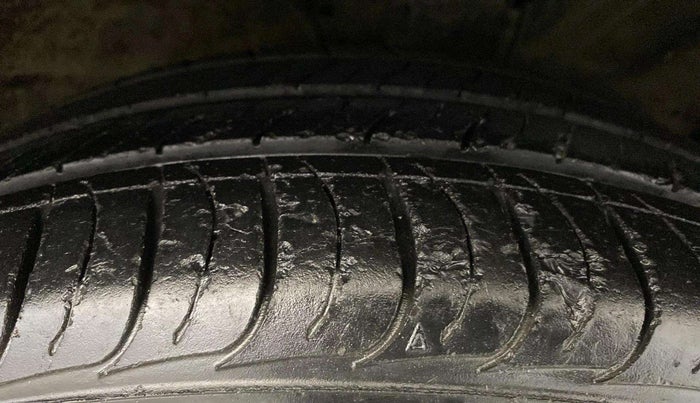 2018 Hyundai Creta E PLUS 1.6 PETROL, Petrol, Manual, 42,573 km, Right Front Tyre Tread