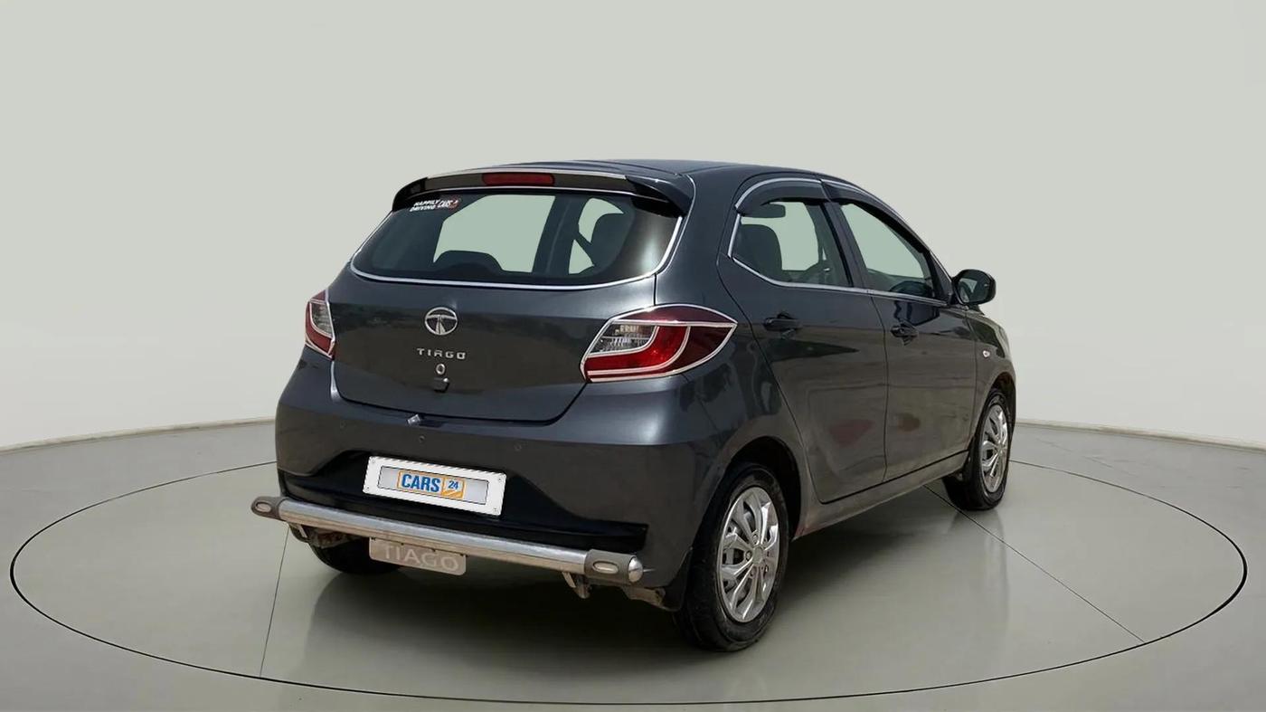 2023 Tata Tiago XE PETROL, CNG, Manual, 25,867 km, Right Back Diagonal