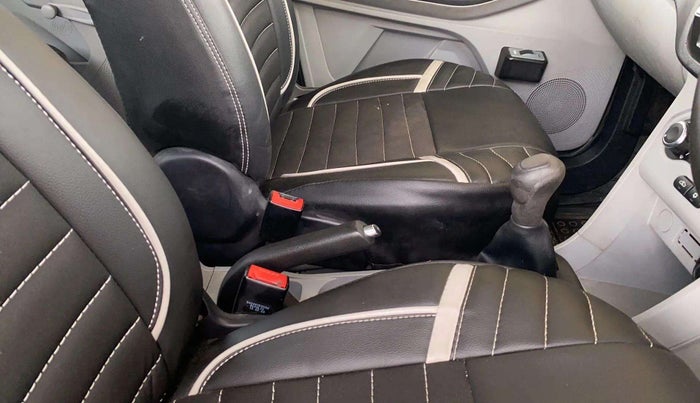 2023 Tata Tiago XE PETROL, CNG, Manual, 25,867 km, Gear Lever