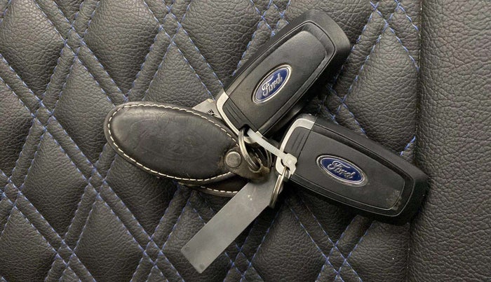 2019 Ford Ecosport TITANIUM 1.5L SIGNATURE EDITION (SUNROOF) DIESEL, Diesel, Manual, 74,954 km, Key Close Up