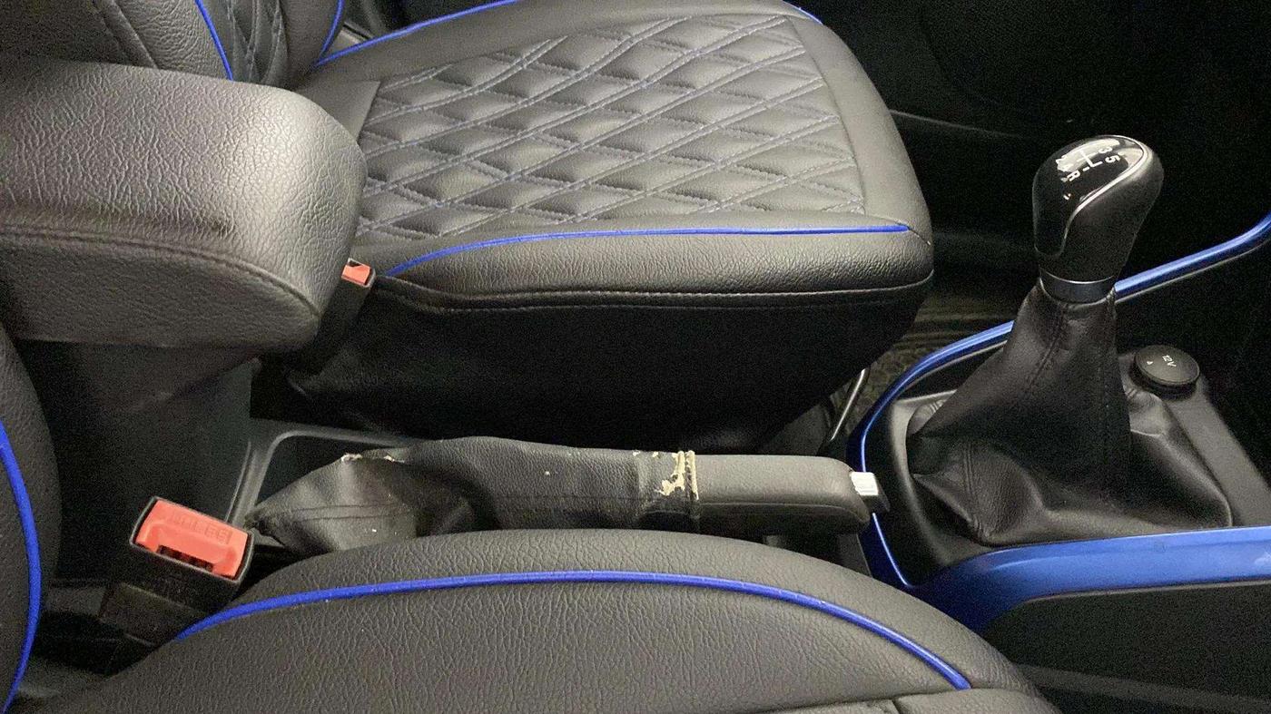 2019 Ford Ecosport TITANIUM 1.5L SIGNATURE EDITION (SUNROOF) DIESEL, Diesel, Manual, 75,280 km, Gear Lever