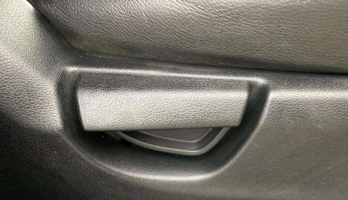 2021 Hyundai NEW SANTRO SPORTZ AMT, Petrol, Automatic, 18,929 km, Driver Side Adjustment Panel