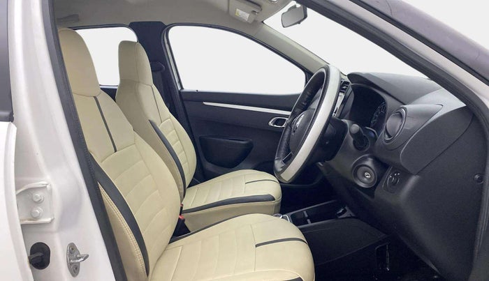 2023 Renault Kwid CLIMBER 1.0 AMT Dual Tone , Petrol, Automatic, 6,316 km, Right Side Front Door Cabin