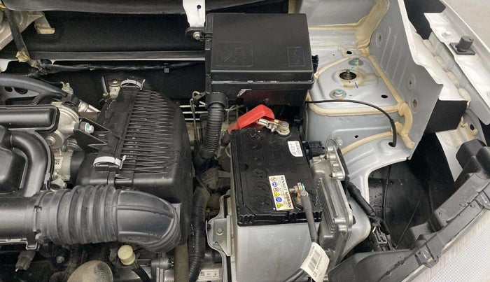 2023 Renault Kwid CLIMBER 1.0 AMT Dual Tone , Petrol, Automatic, 6,316 km, Engine View - Left