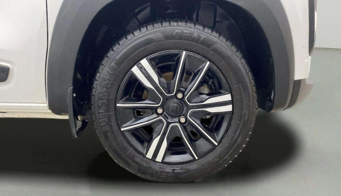 2023 Renault Kwid CLIMBER 1.0 AMT Dual Tone , Petrol, Automatic, 6,316 km, Right Front Wheel