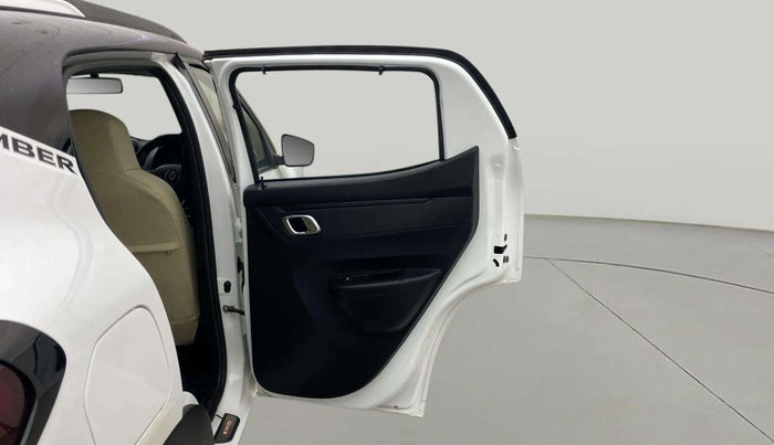 2023 Renault Kwid CLIMBER 1.0 AMT Dual Tone , Petrol, Automatic, 6,316 km, RHS Rear Door