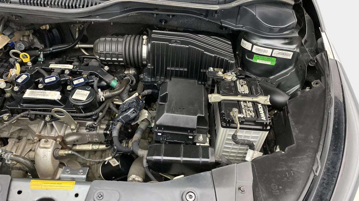 2021 Tata ALTROZ XM PLUS PETROL, Petrol, Manual, 39,295 km, Engine View - Left