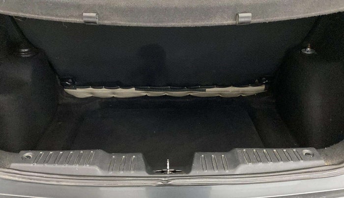 2021 Tata ALTROZ XM PLUS PETROL, Petrol, Manual, 39,295 km, Boot Inside