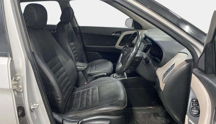 2016 Hyundai Creta SX PLUS AT 1.6 PETROL, Petrol, Automatic, 40,521 km, Right Side Front Door Cabin