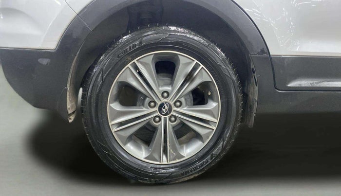 2016 Hyundai Creta SX PLUS AT 1.6 PETROL, Petrol, Automatic, 40,521 km, Right Rear Wheel