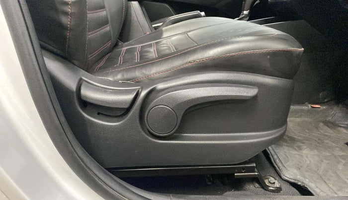 2016 Hyundai Creta SX PLUS AT 1.6 PETROL, Petrol, Automatic, 40,521 km, Driver Side Adjustment Panel