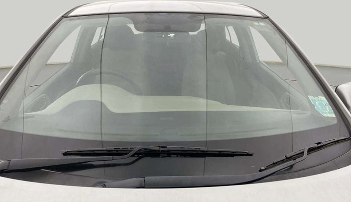 2017 Hyundai Elite i20 ASTA 1.2, Petrol, Manual, 98,421 km, Front Windshield