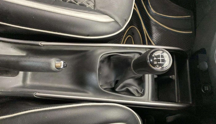 2020 Maruti Baleno ZETA PETROL 1.2, Petrol, Manual, 55,583 km, Gear Lever